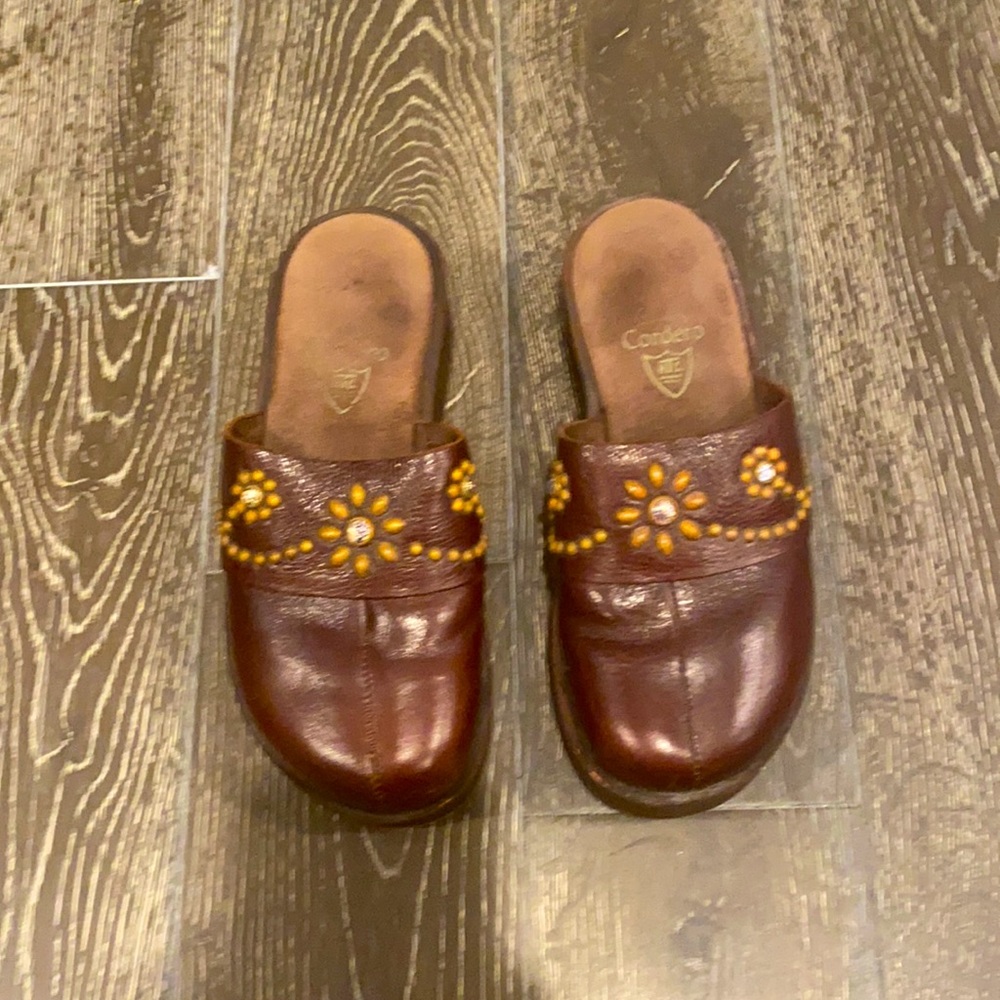 Calleen Cordero Clogs